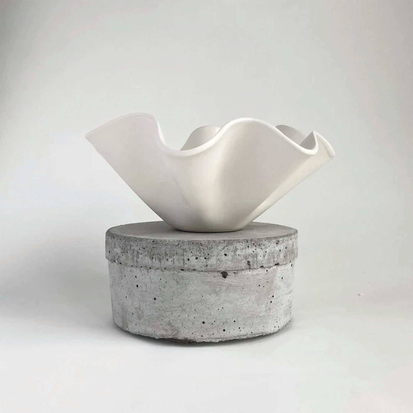 Alicja Ceramics | Wavy Handkerchief Bowl
