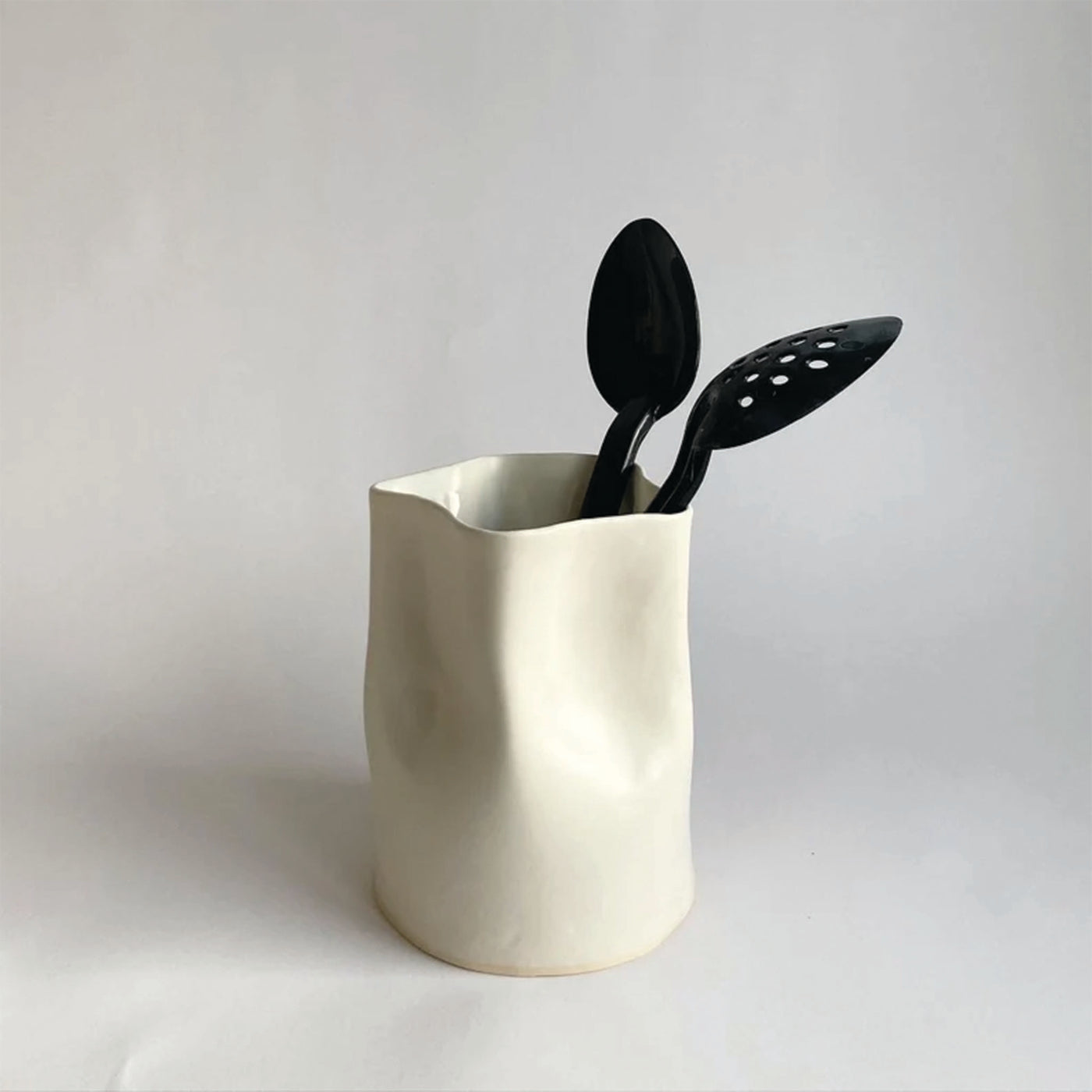 Alicja Ceramics | Ceramic vase with satin finish