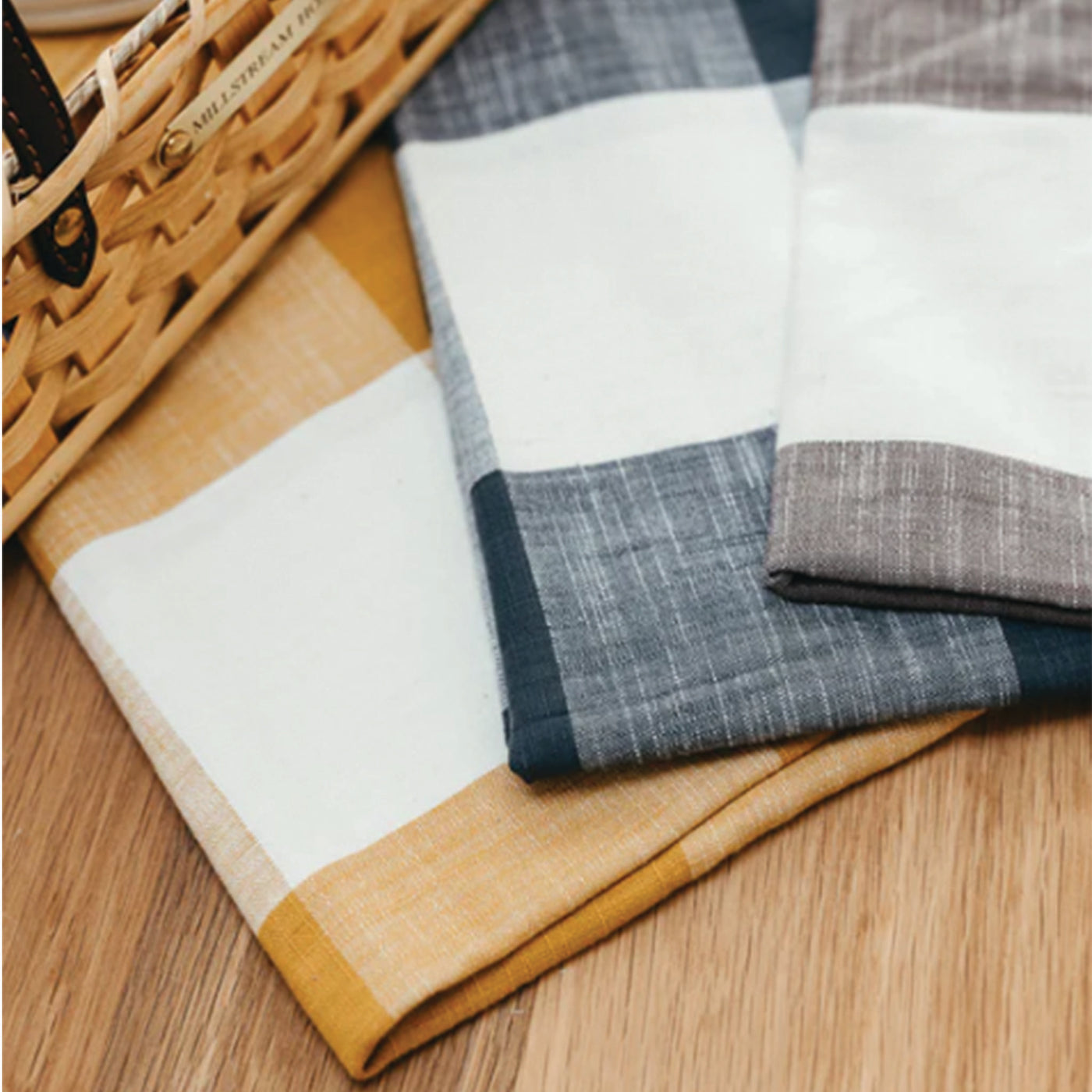 Millstream Home | The Gingham Table Runner