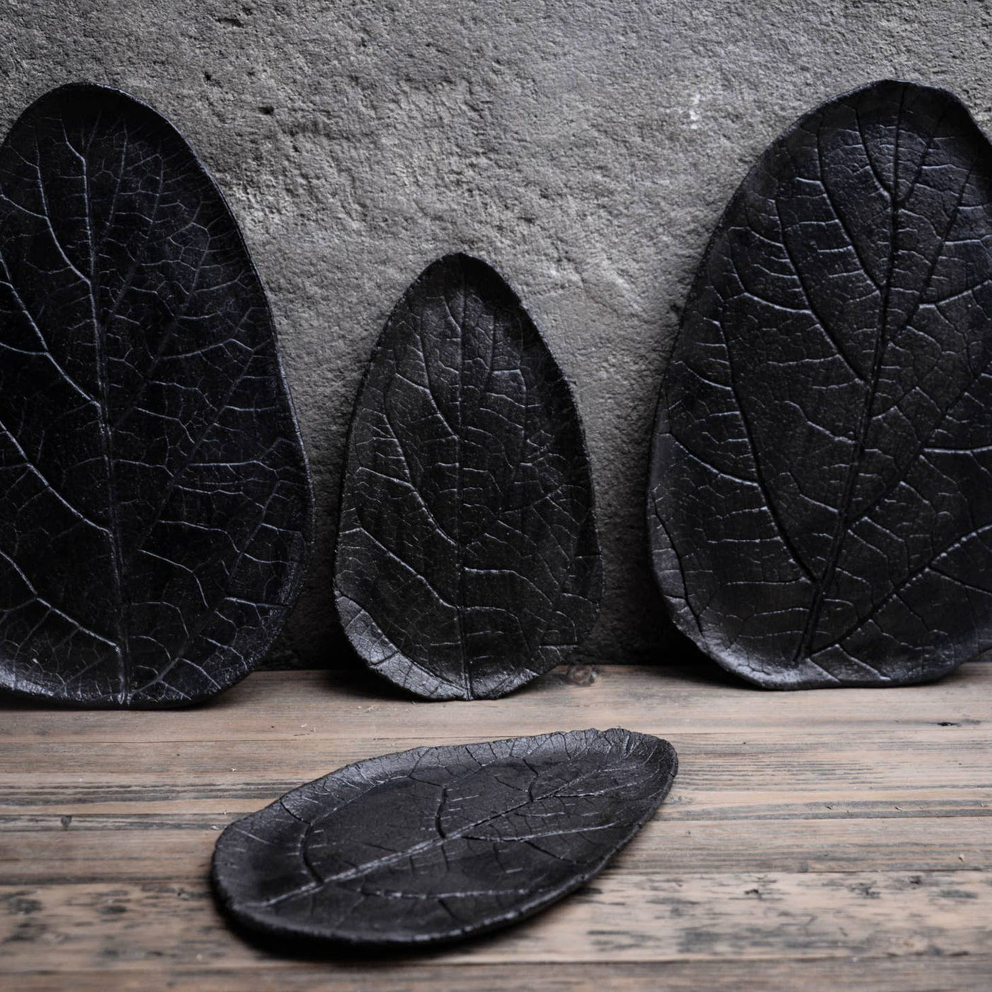 Laima Ceramics | Black Leaf Plate